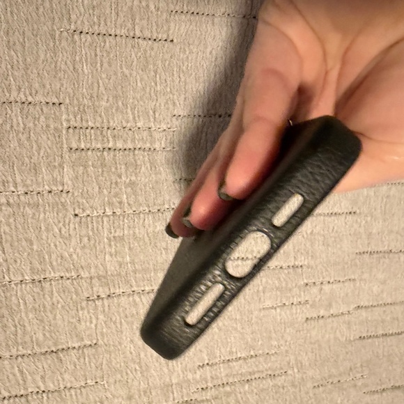 Caseify Iphone 14 Pro Max Pebbled Case in Black - Picture 5 of 7